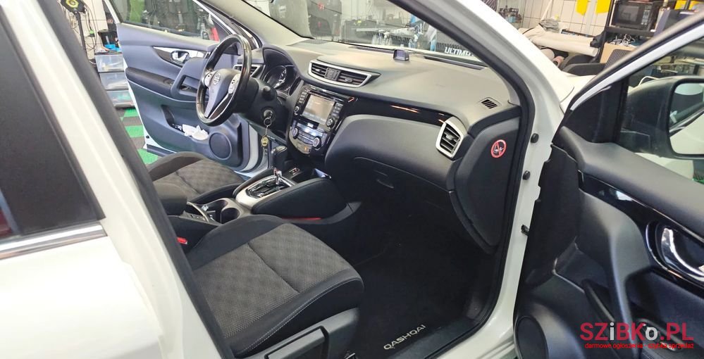 2015' Nissan Qashqai photo #4