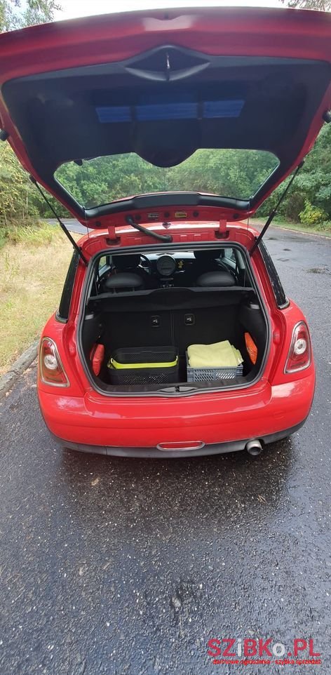 2009' MINI One Standard photo #6