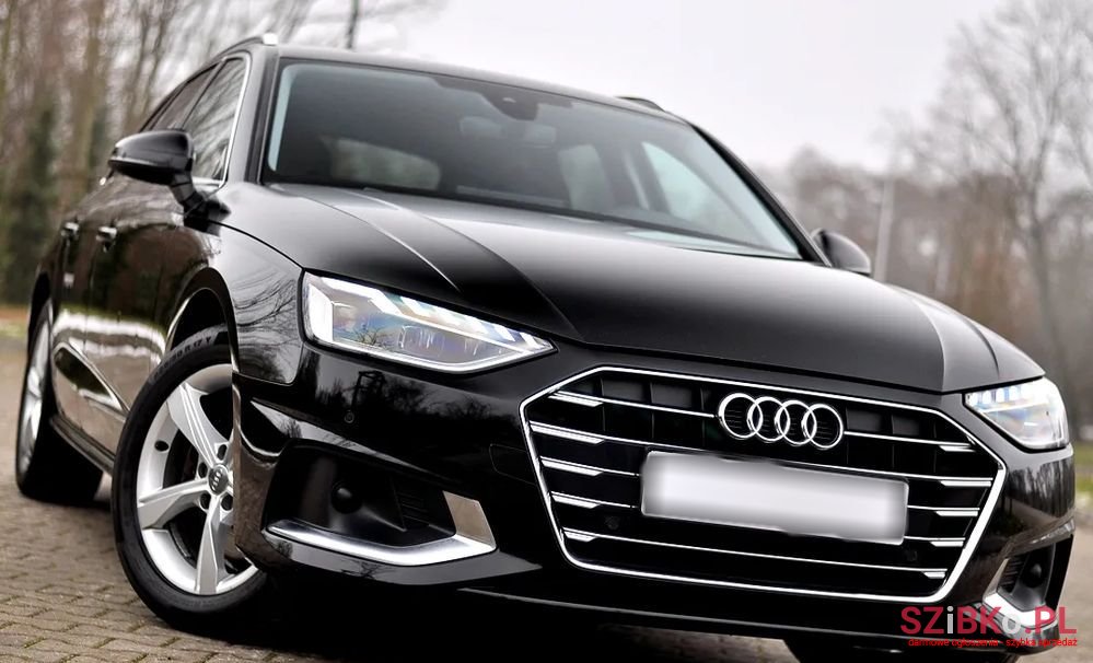 2021' Audi A4 Avant photo #1