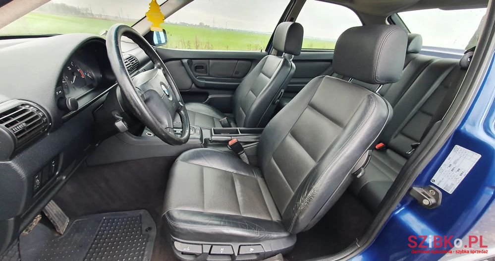 2000' BMW 3 Series photo #6