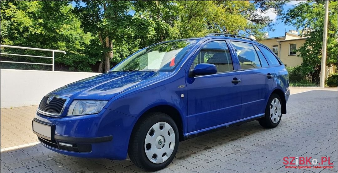 2004' Skoda Fabia photo #1