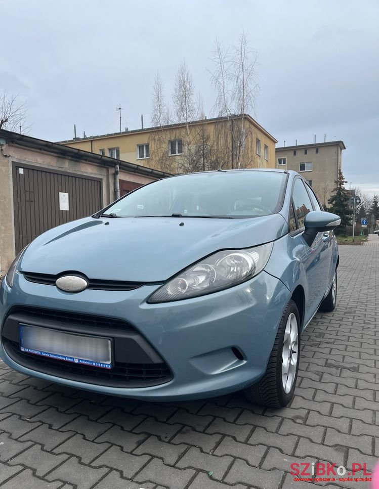 2010' Ford Fiesta 1.4 Tdci Ambiente photo #3