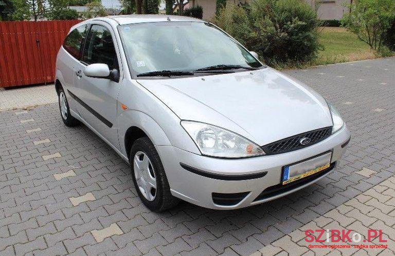 2002' Ford Focus photo #1