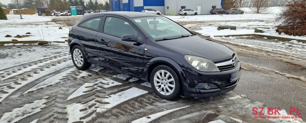 2006' Opel Astra 1.8 Sport photo #2