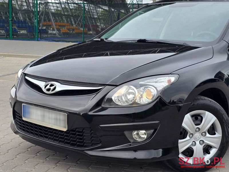 2012' Hyundai i30 Cw photo #5