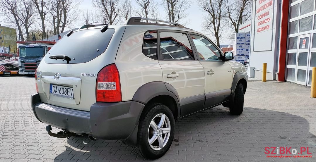 2005' Hyundai Tucson photo #3