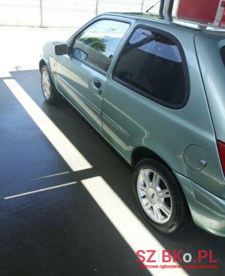 2001' Ford Fiesta photo #1