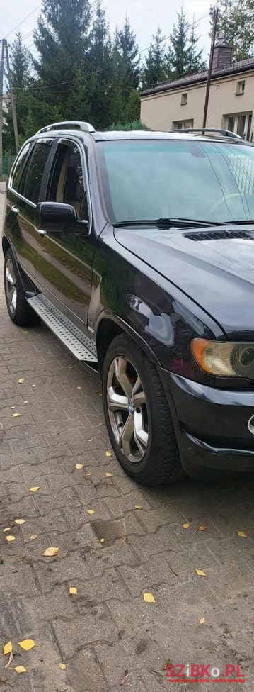 2001' BMW X5 4.4I photo #2