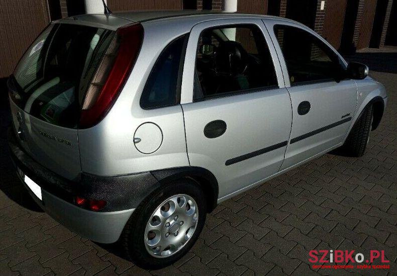 2002' Opel Corsa photo #3