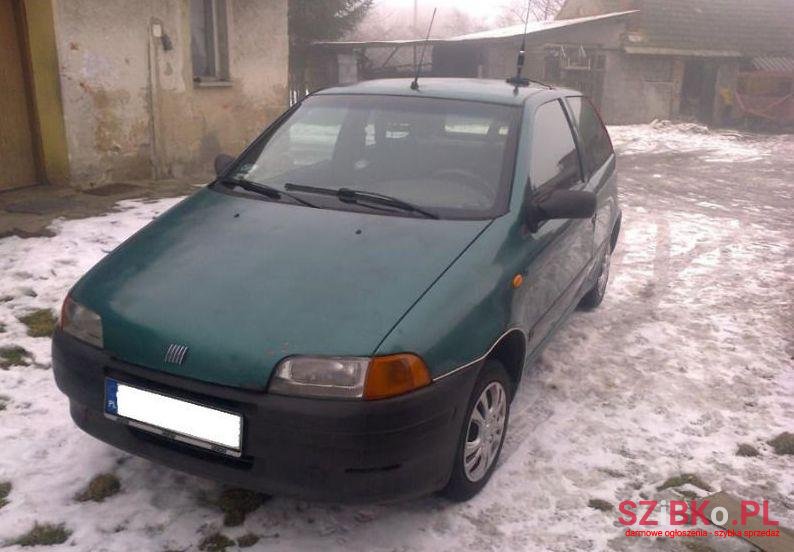 1998' Fiat Punto photo #1