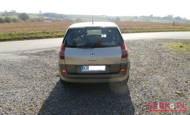 2006' Renault Scenic photo #2