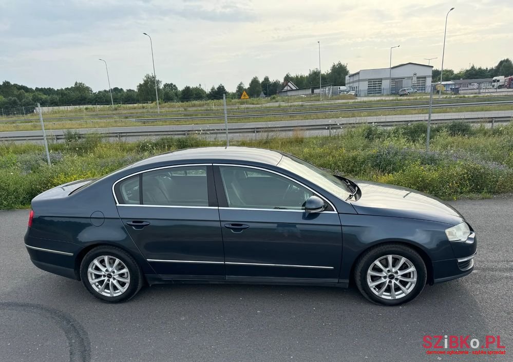 2006' Volkswagen Passat 2.0 Tdi Comfortline photo #6