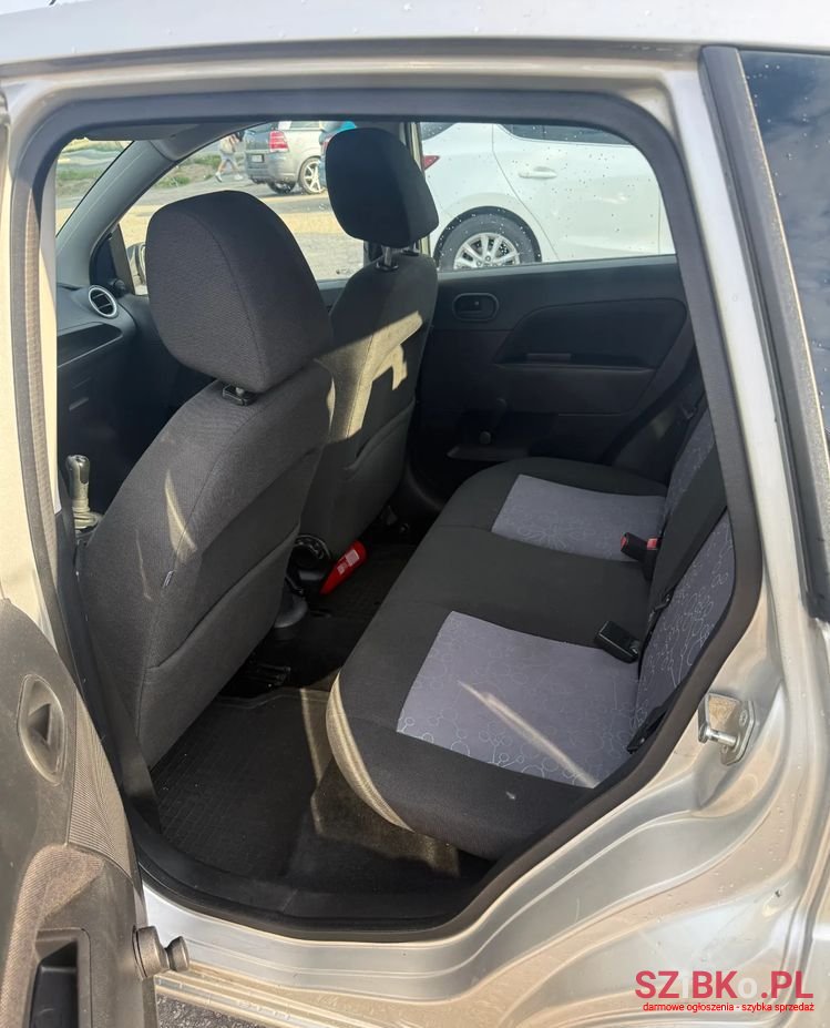 2006' Ford Fiesta 1.4 Trend photo #6