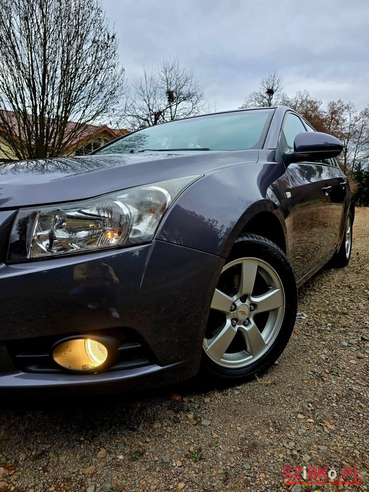 2012' Chevrolet Cruze photo #6