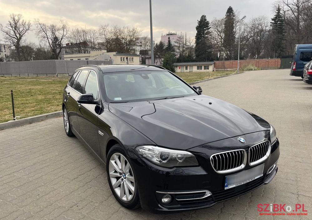 2015' BMW 5 Series 530D photo #1