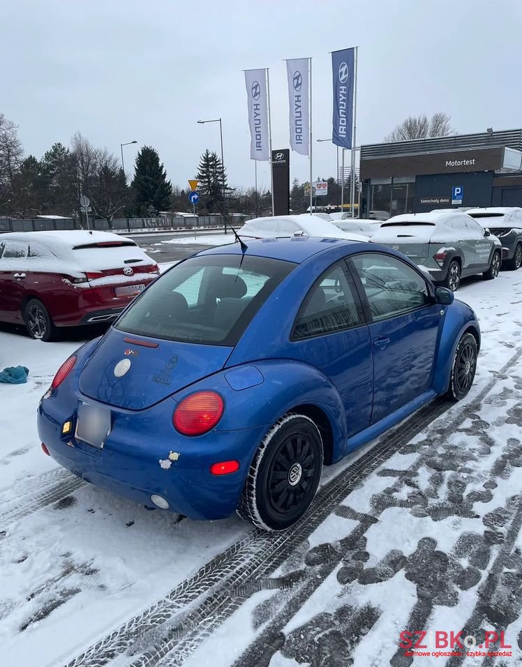 2003' Volkswagen New Beetle 2.0 photo #4