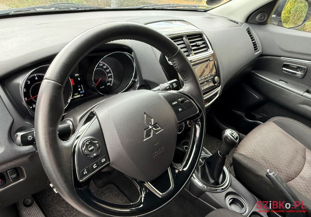 2017' Mitsubishi ASX photo #6