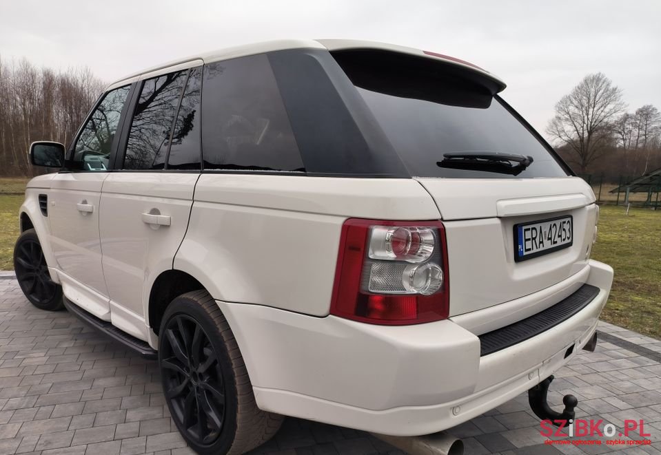 2009' Land Rover Range Rover Sport photo #4