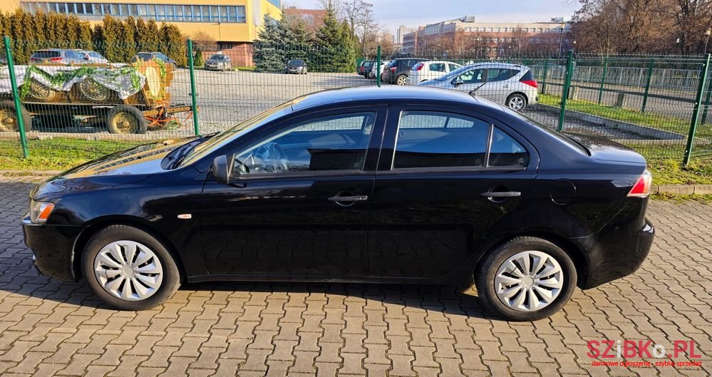 2010' Mitsubishi Lancer 1.6 Invite photo #2