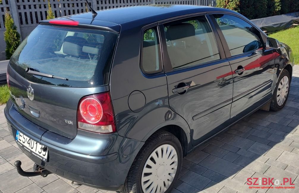 2007' Volkswagen Polo photo #2