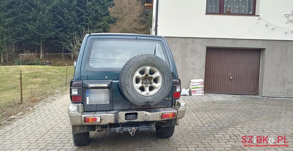 2000' Mitsubishi Pajero photo #5