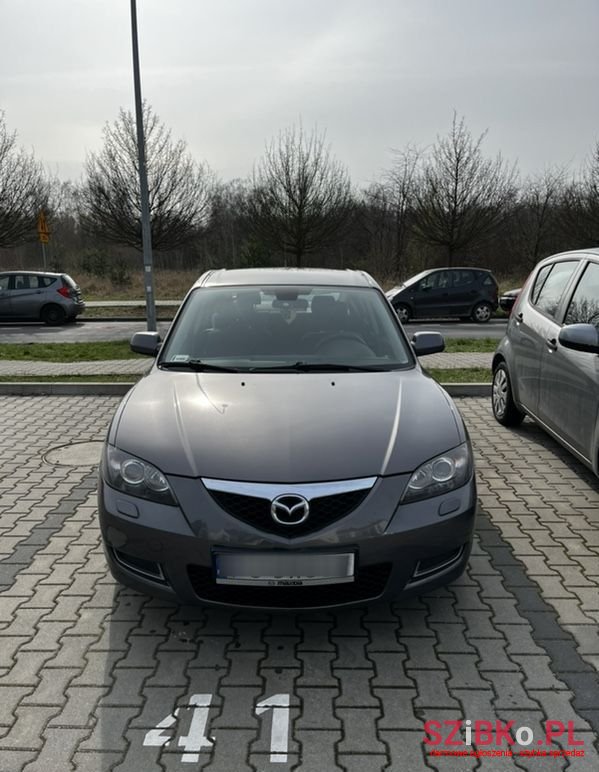 2007' Mazda 3 photo #1