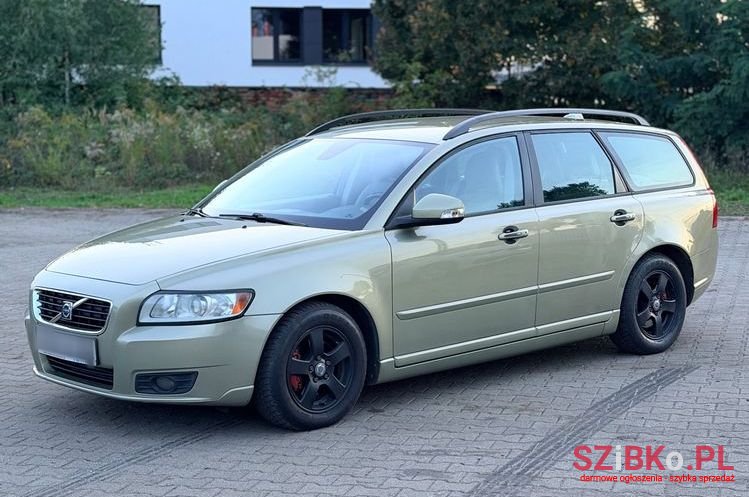 2010' Volvo V50 photo #1