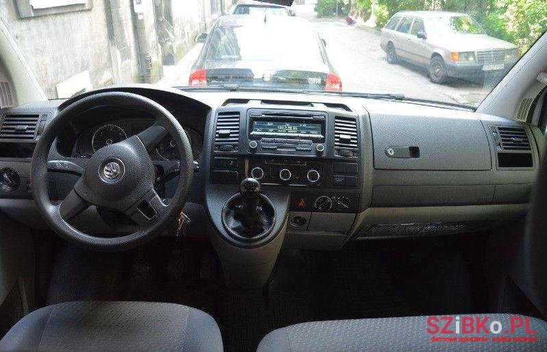 2013' Volkswagen T5 photo #1