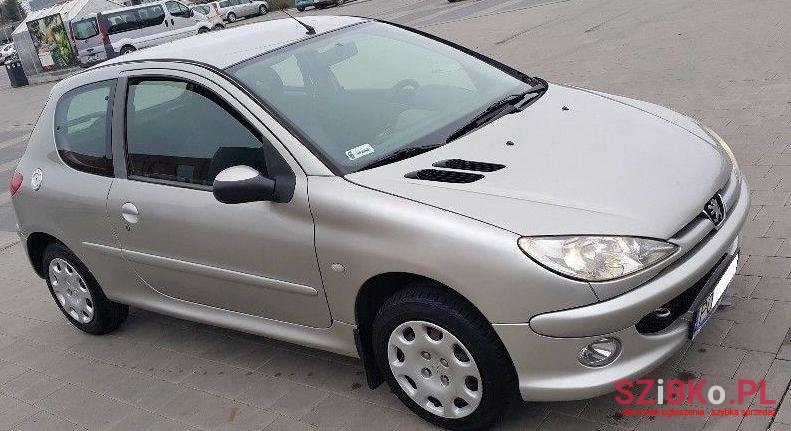 2003' Peugeot 206 photo #2