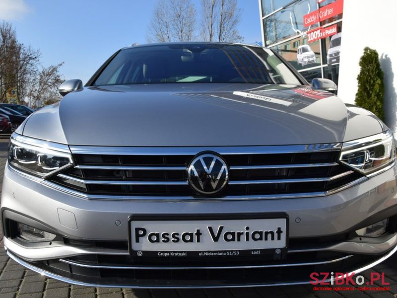 2023' Volkswagen Passat photo #1
