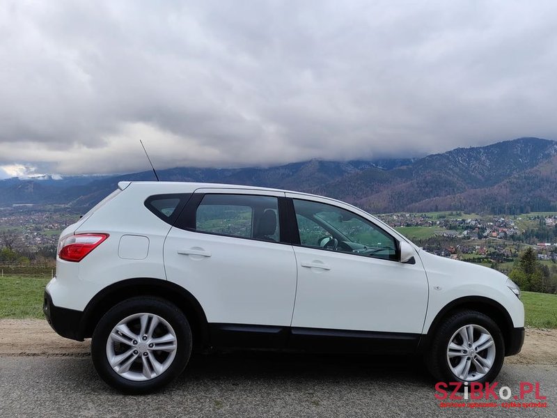 2013' Nissan Qashqai photo #3