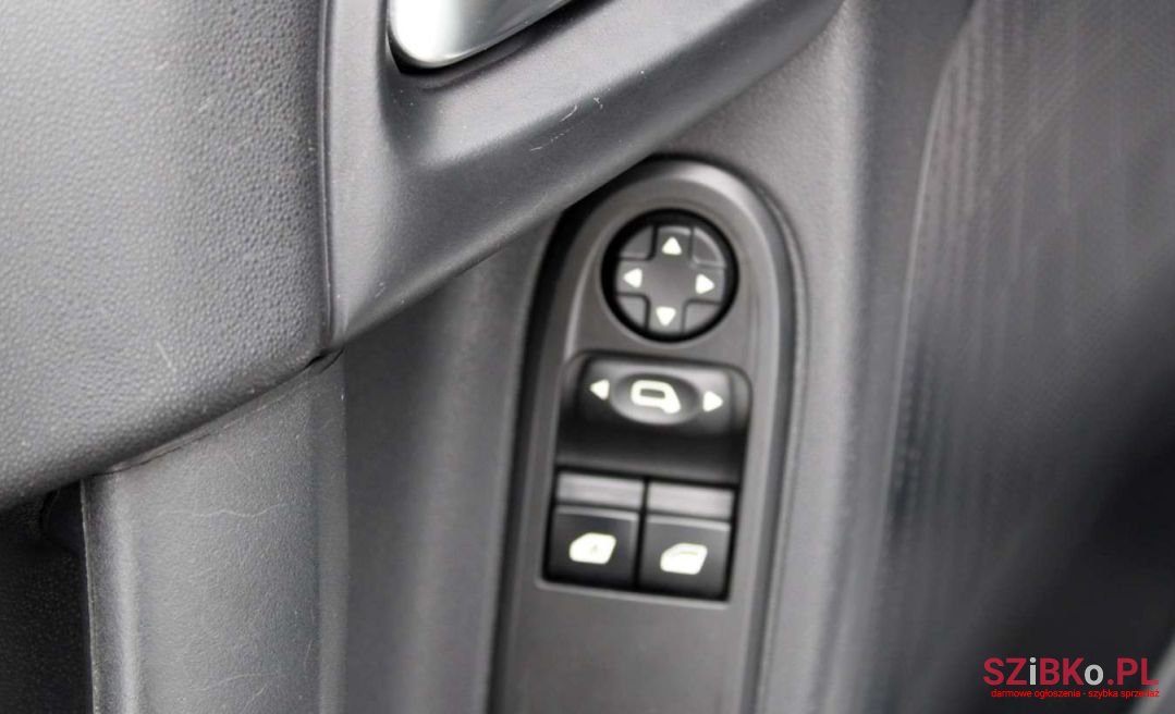 2014' Citroen C3 photo #5