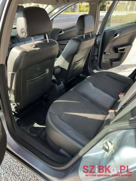 2005' Opel Astra photo #5