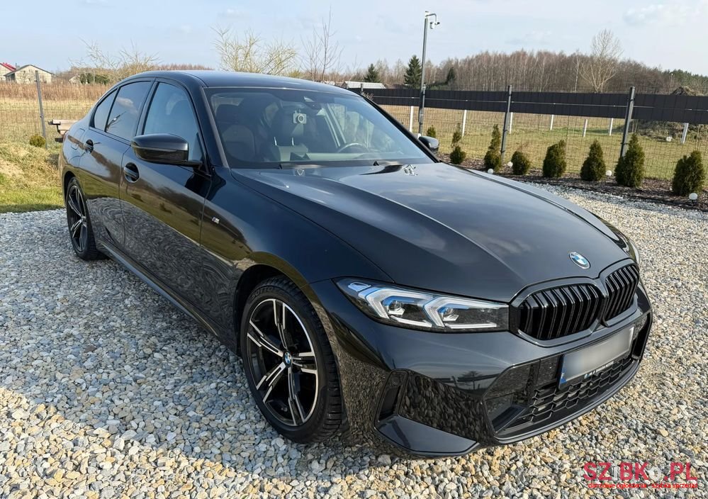 2024' BMW 3 Series photo #3