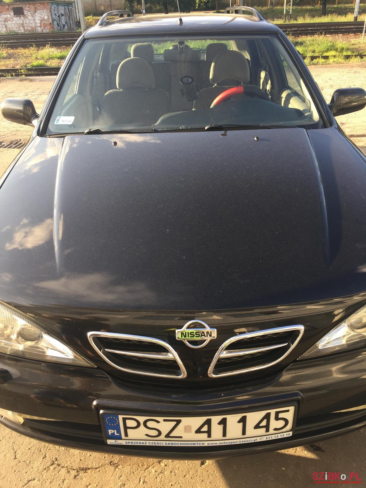 2001' Nissan Primera photo #2