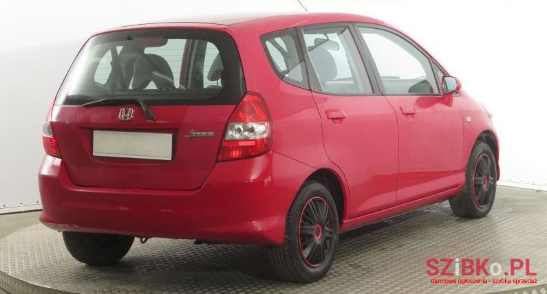 2005' Honda Jazz photo #4