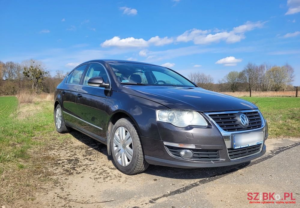 2006' Volkswagen Passat photo #5