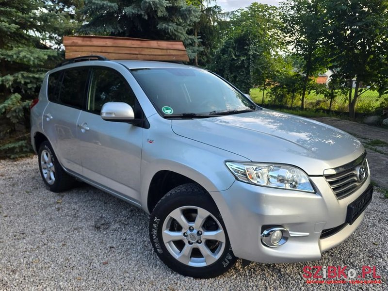 2011' Toyota RAV4 2.2 D-4D 4X4 Life photo #6