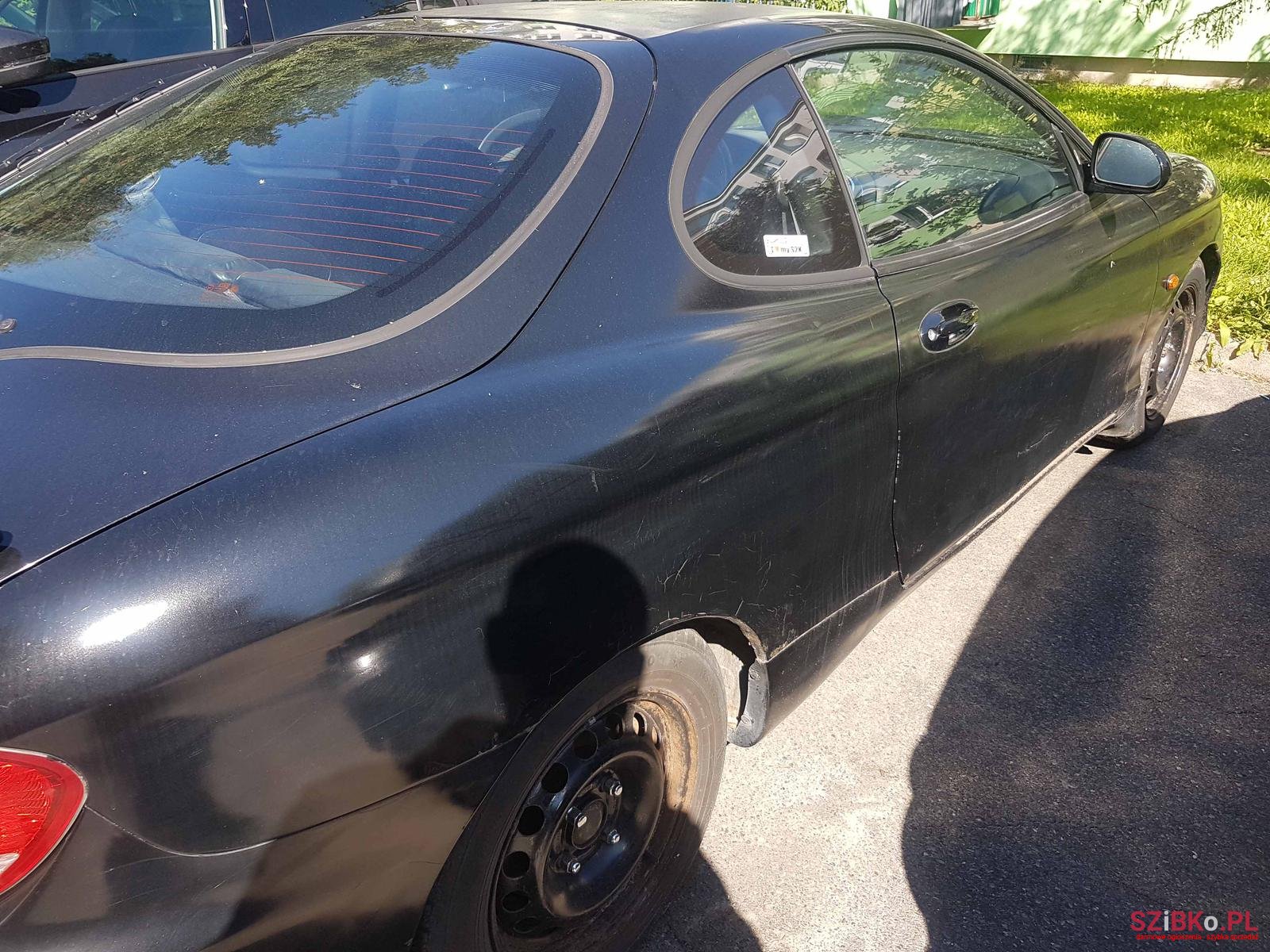 2000' Hyundai Coupe photo #5