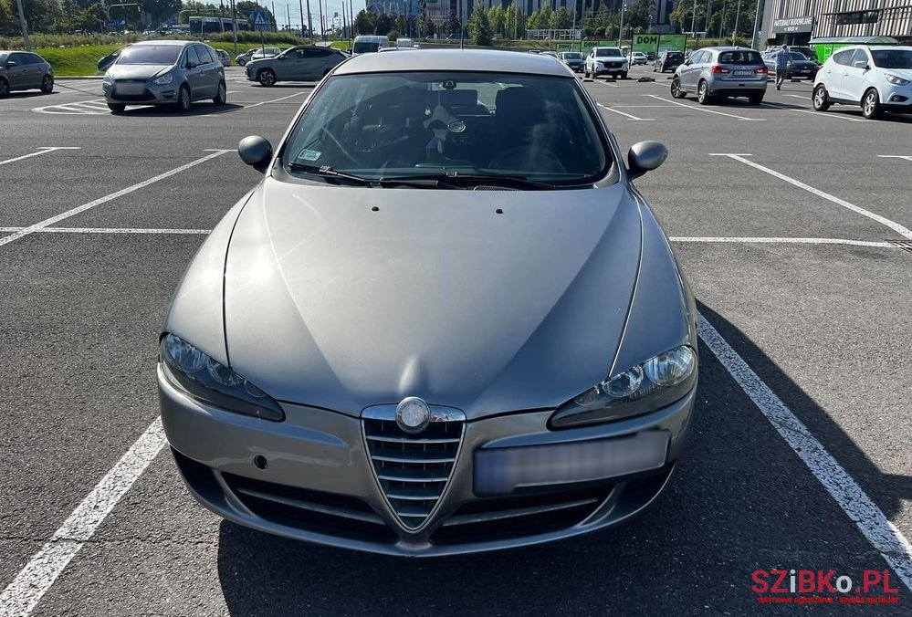 2009' Alfa Romeo 147 photo #1