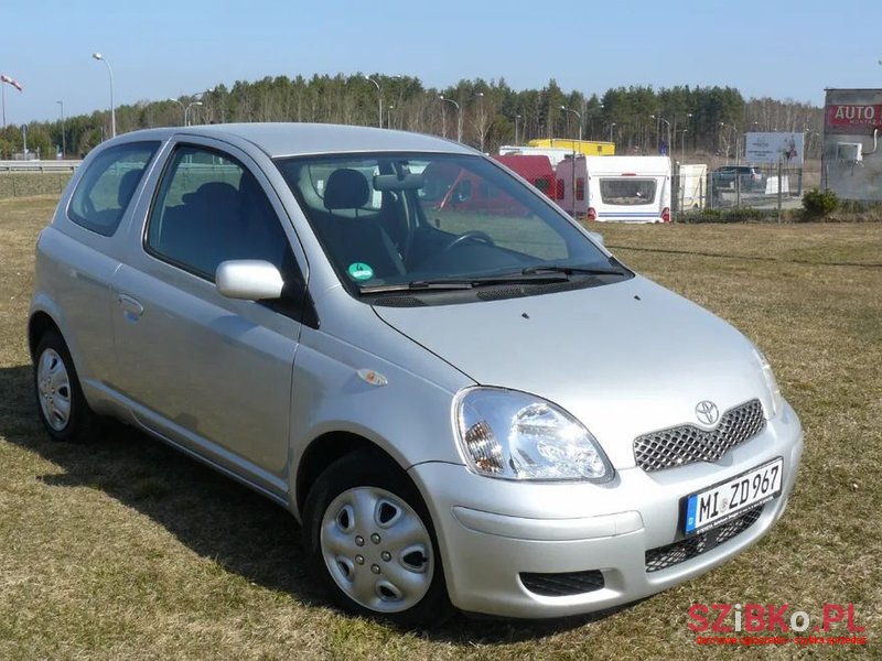 2005' Toyota Yaris photo #1