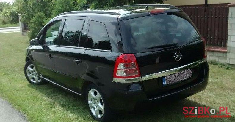 2008' Opel Zafira photo #2