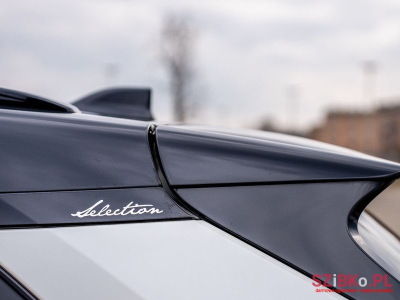 2020' Toyota RAV4 photo #6