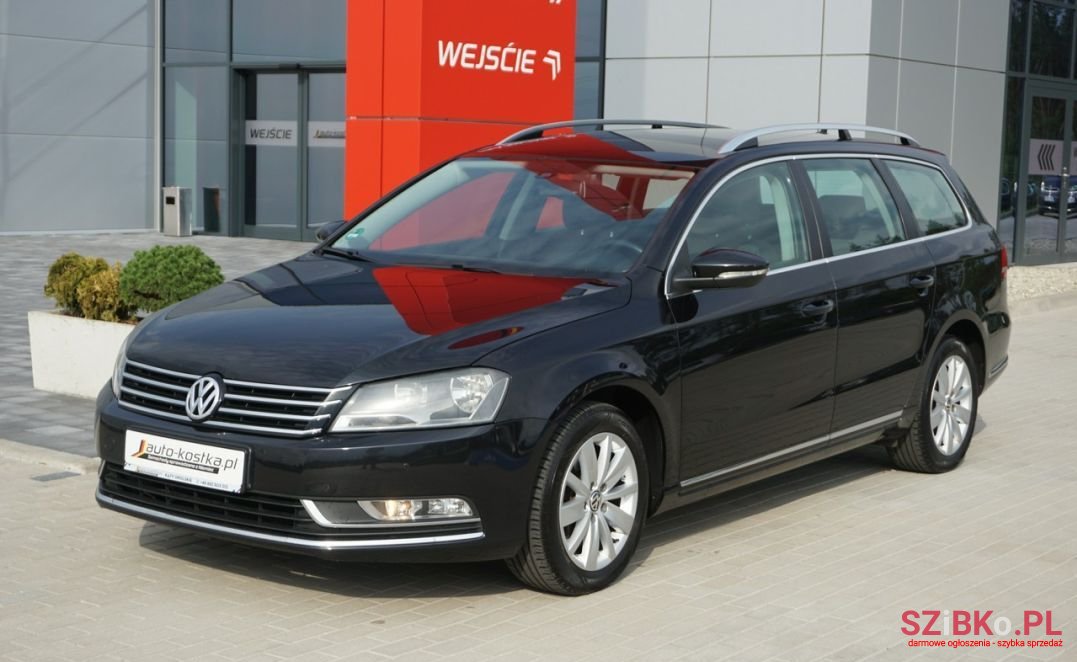 2012' Volkswagen Passat photo #1