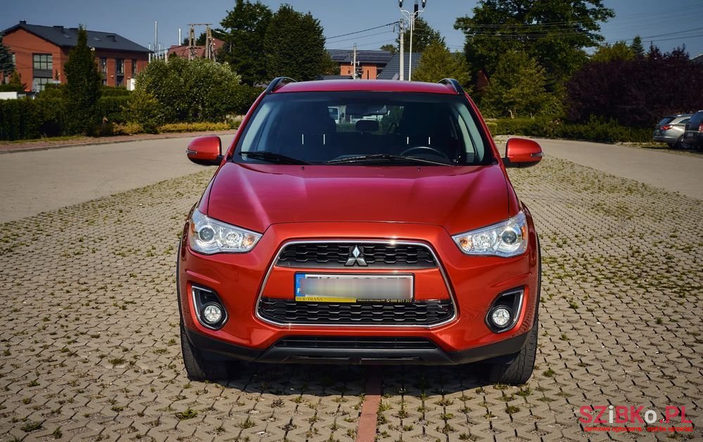 2015' Mitsubishi ASX photo #3