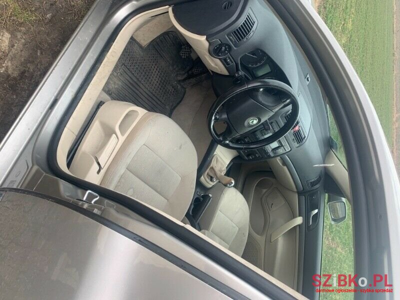 2007' Skoda Octavia photo #4