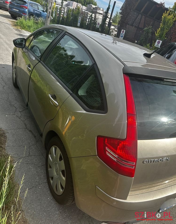 2010' Citroen C4 photo #4