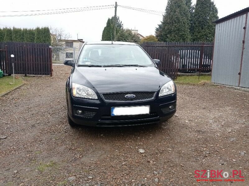 2008' Ford Focus photo #2