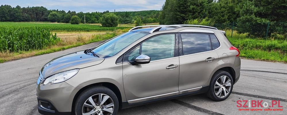 2015' Peugeot 2008 Bluehdi photo #2
