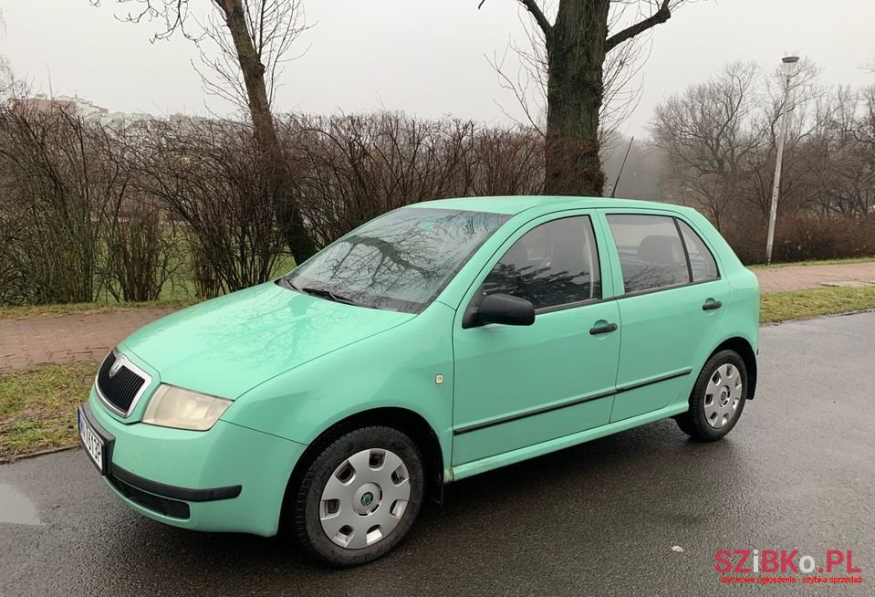 2001' Skoda Fabia photo #2